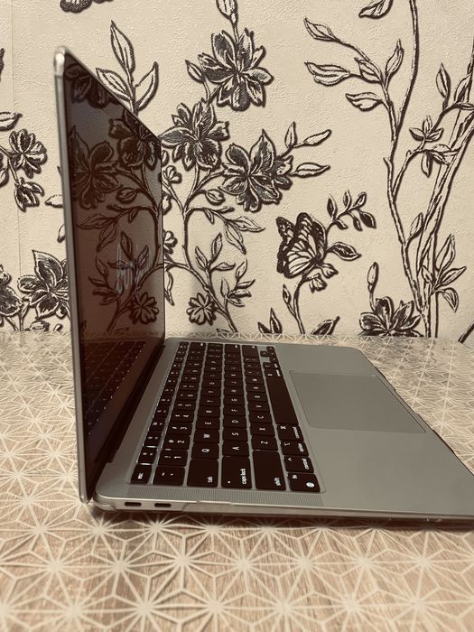 MacBook Air 13" Apple M1
