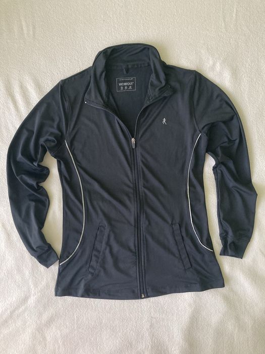 Кофта спортивная