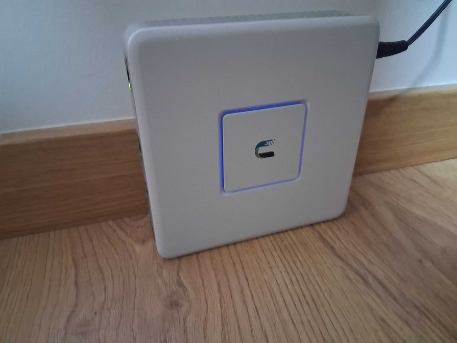 Unifi USG - Unifi security gateway (USG-3P)