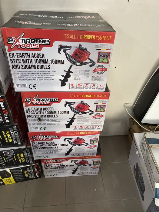 Furador de solo três brocas