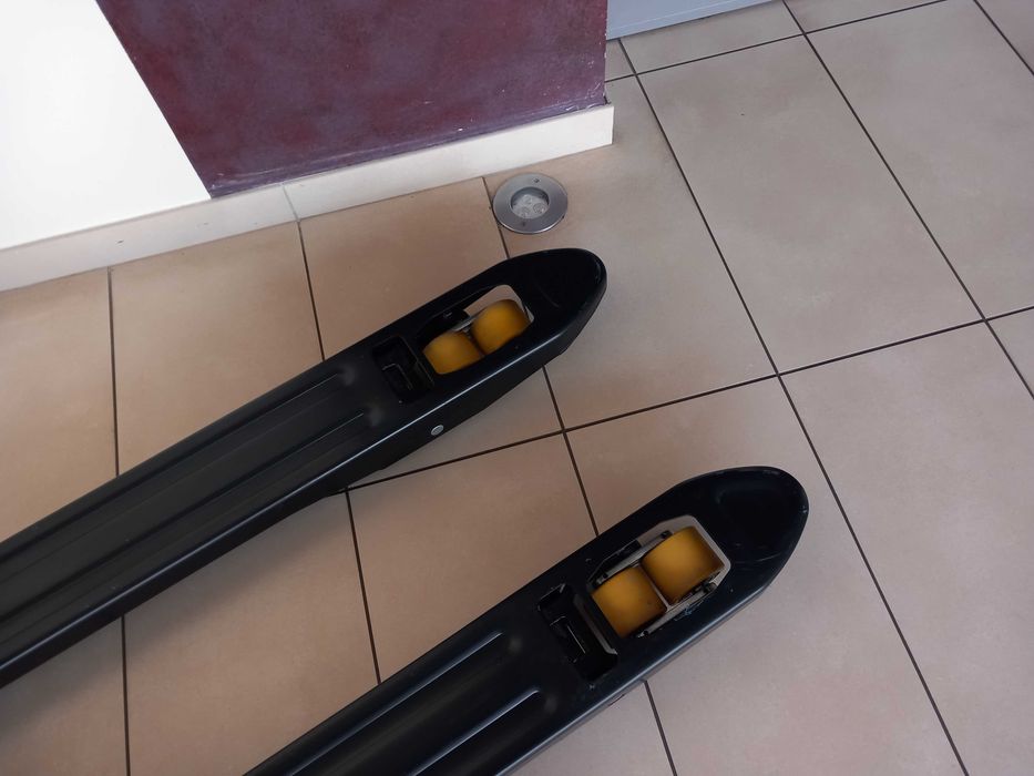 Paleciak Elektryczny 1500kg Widły L-1000 Na Auto Mały Zwrotny Heli