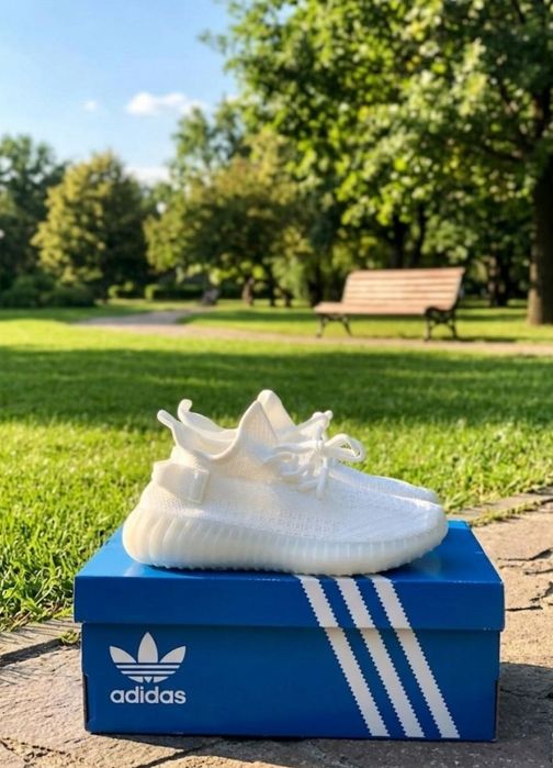 Чоловічі кросівки Adidas Yeezy Boost 350 V2/білі текстильні ізі адідас