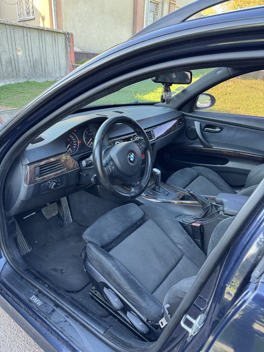 продам BMW e91 330d