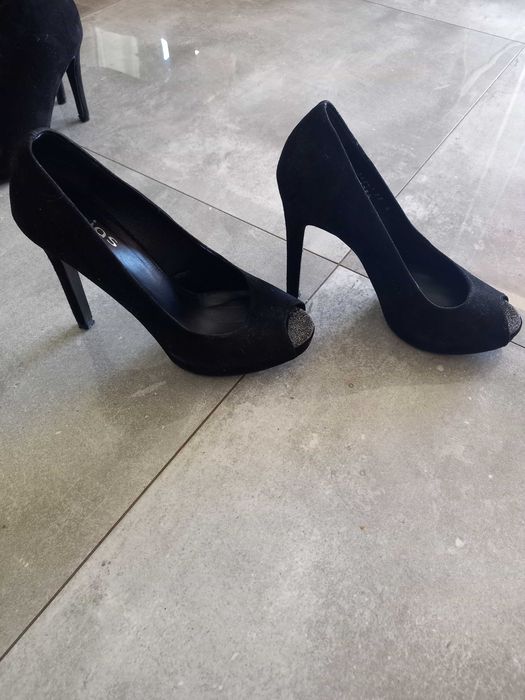 Buty szpilki karnawal wojas r.37
