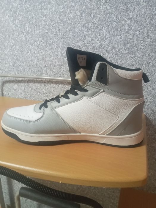 Чоловічі черевики