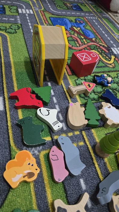 Pista comboio madeira