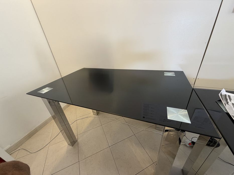 Mesa Preta - Vidro - 70x120x74(altura)