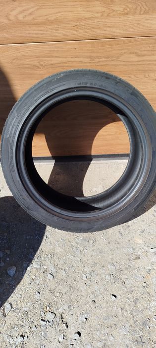 Opony Falken 235 45 18