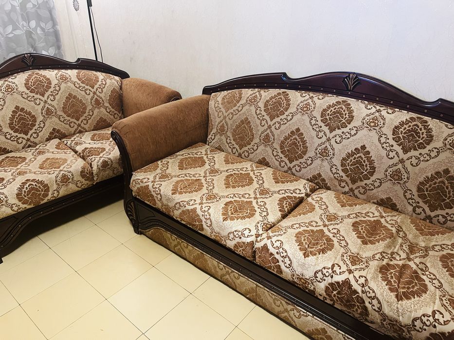 У звʼязку з переіздом продається меблі