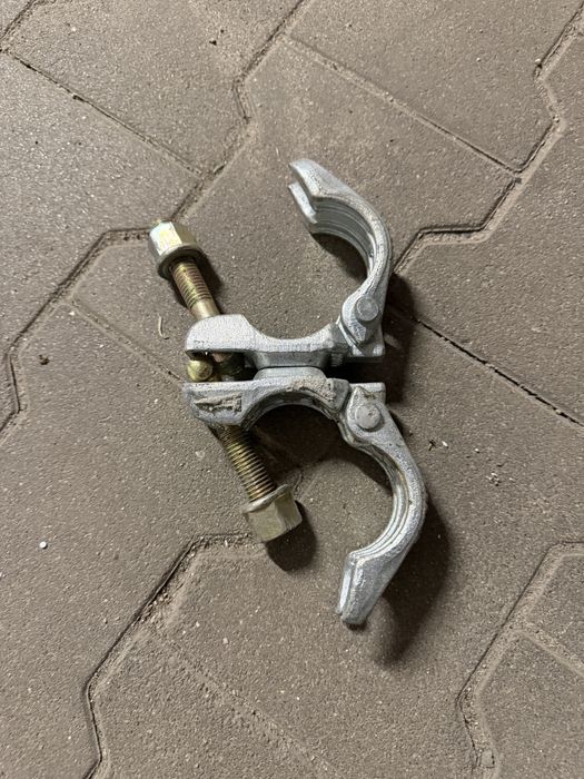 Złącze obrotowe do rusztowania klinowego 48 mm