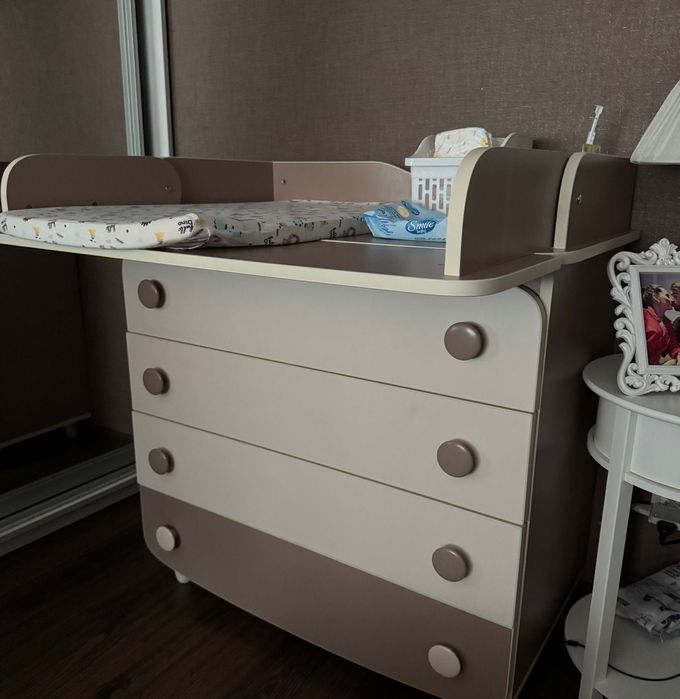 Пелинальний столик Veres (Дерево) + матрац