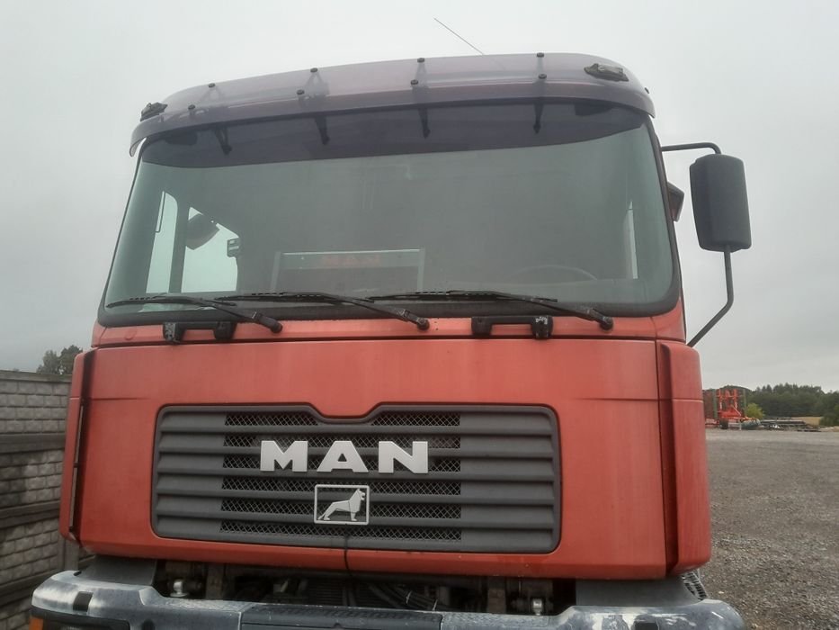 MAN