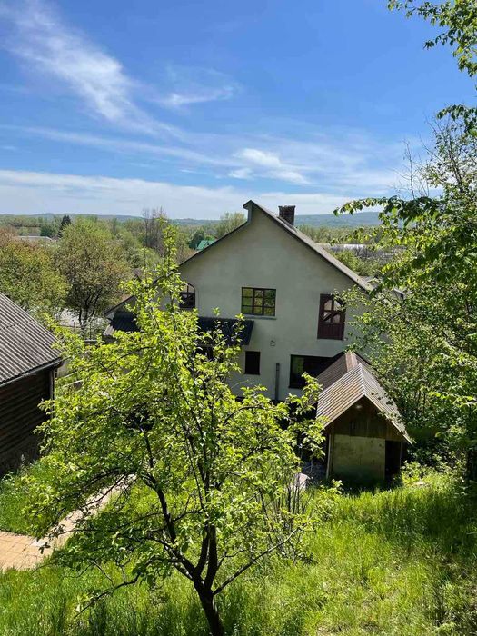 Продається будинок в смт. Тересва