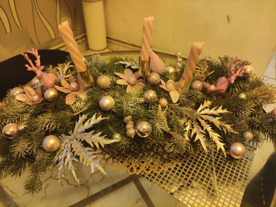 Stroik świąteczny reniferami