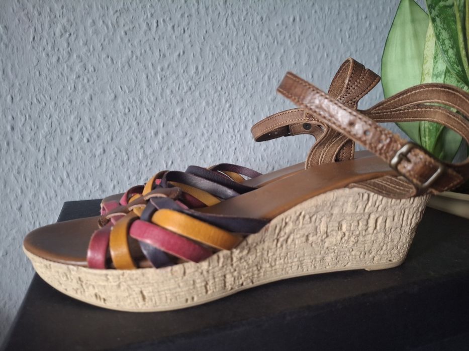 Clarks wygodne sandałki damskie 38