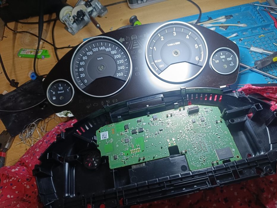 Liczniki samochodowe naprawa serwis wymiana