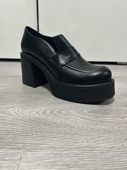 Półbuty skórzane na korku/platformie rozmiar 40