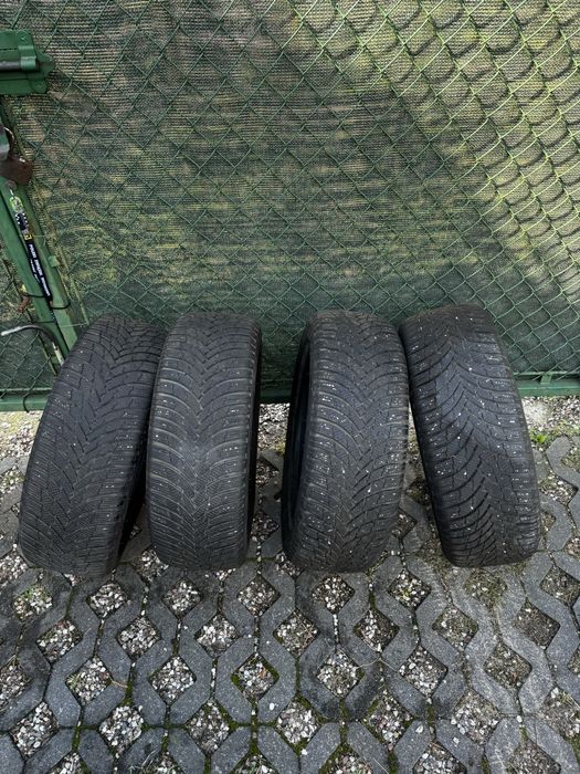 Opony zimowe  Firestone Winterhawk 4 205/55r17 rocznik 2025