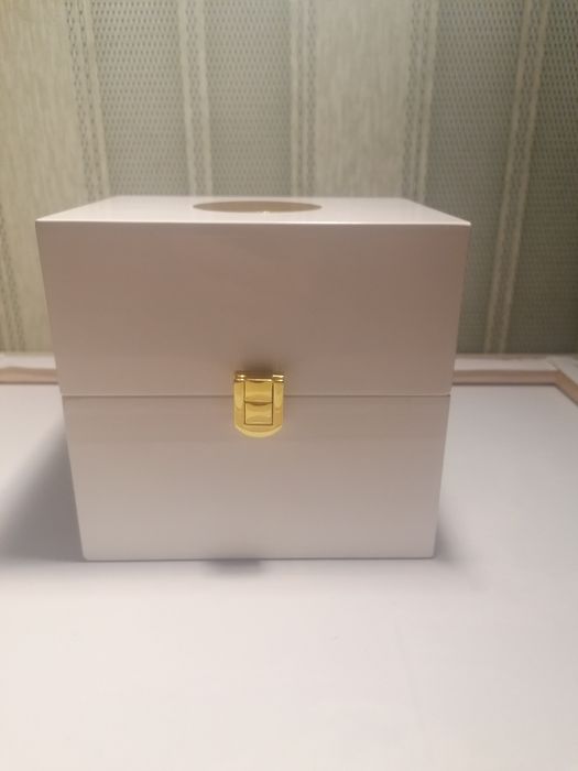 Скринька для прикрас