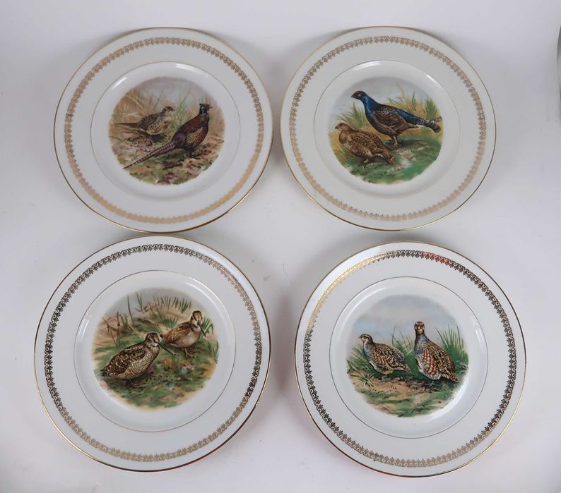 4 pratos de caça em faiança antiga Francesa