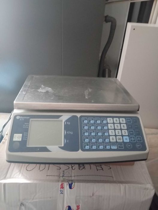 Balança digital pouco usada