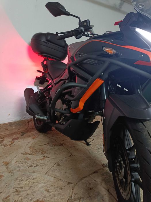 Voge 300 DS 2023 c/ Top Case