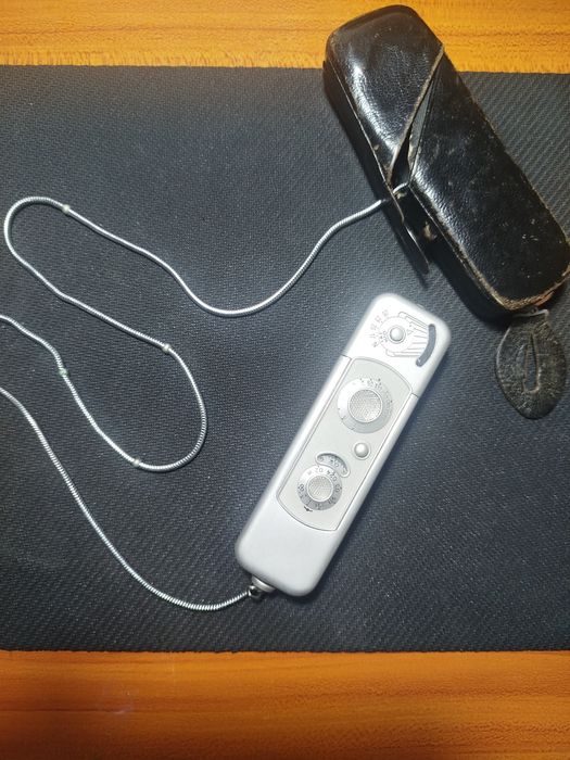 câmara subminiatura Minox B, fabricada entre 1958 e 1969