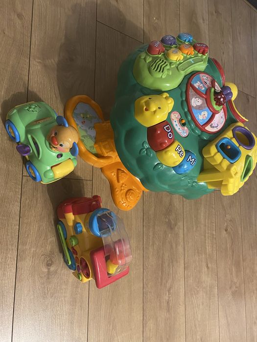 Zabawki interaktywne piesek fisher price
