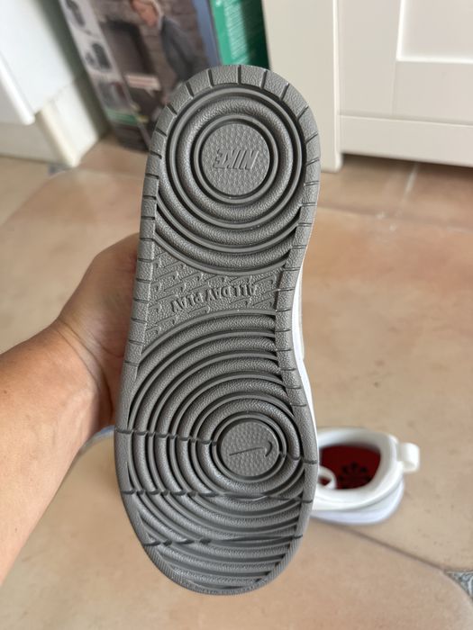 Tenis Nike brancos