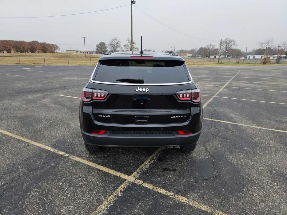 Jeep Compass      2022