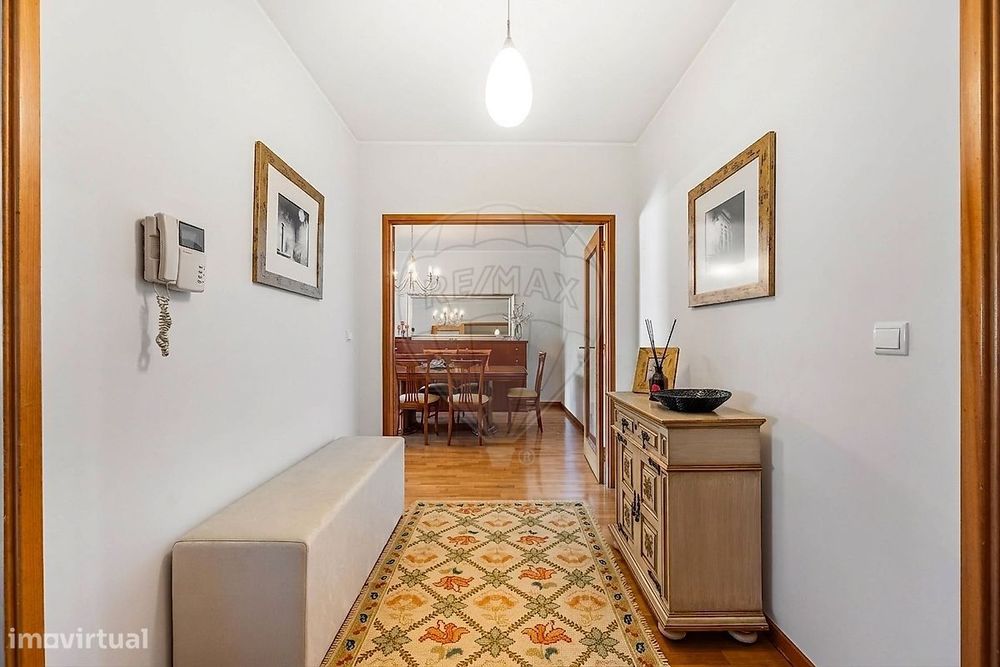 Fantástico apartamento T3, localizado em São Víctor.