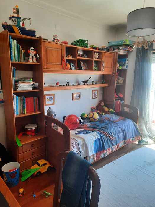 Studio in Solid Pine, Excellent Condition64730168338050124