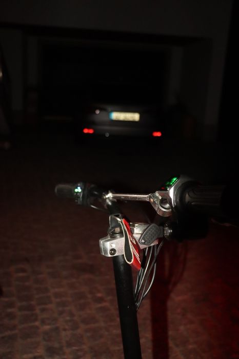 Trotinete elétrica com bateria de lítio