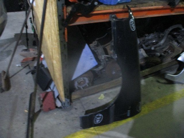 Guarda-lamas esquerdo FIAT Uno (146_)