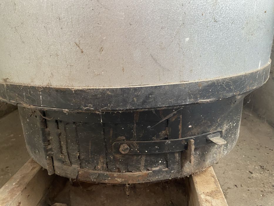 Котел твердопаливний Shtorm та димохідна труба