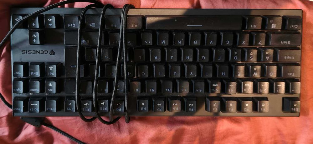 Klawiatury i myszka( Apex3, prime, Genesis, Ewedan)
