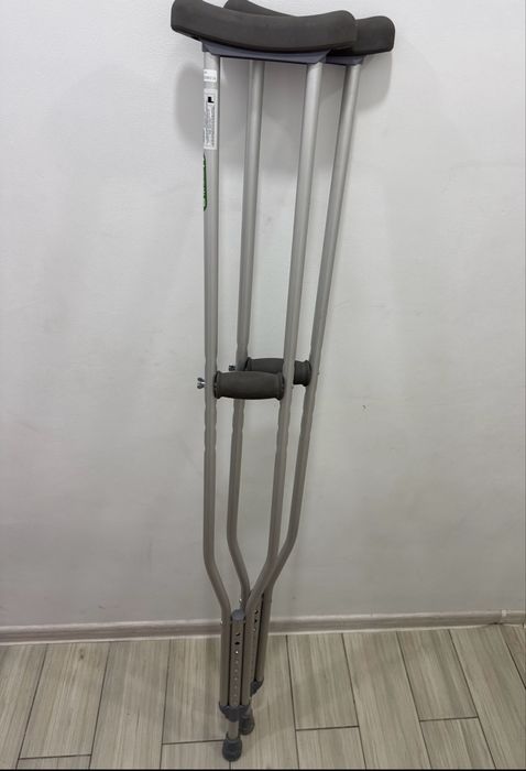 Продам милиці дуже гарний стан