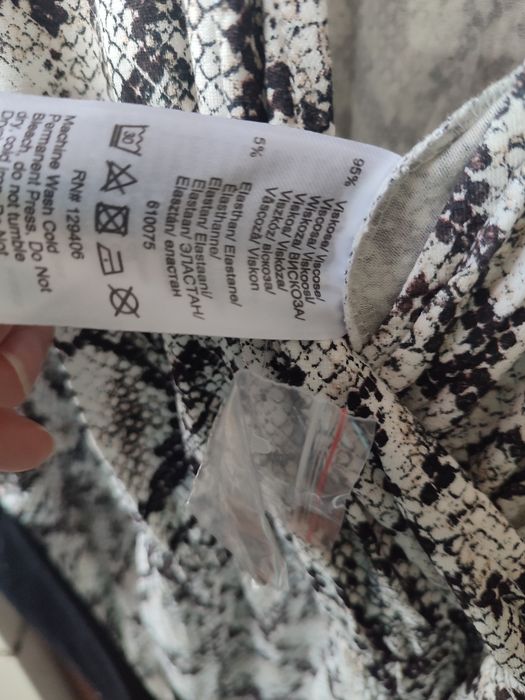 Женский новый комбинезон с принтом змеи р.48-50-52