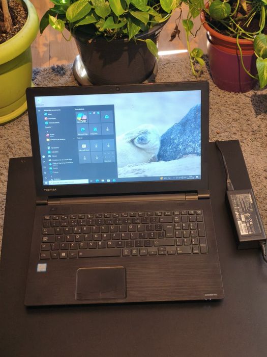 *Win10* Portátil Toshiba i3, bateria 3h30, 500GB, Bluetooth, Office 2024, teclado novo