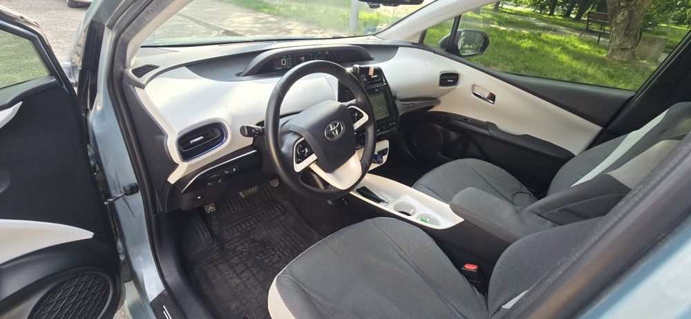 Toyota prius IV,  2018, 139000 km, hybryda +lpg