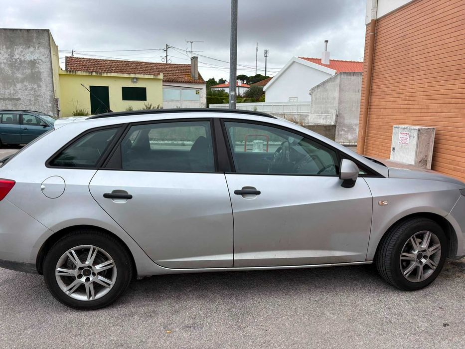 2011 SEAT ibiza st foto 3