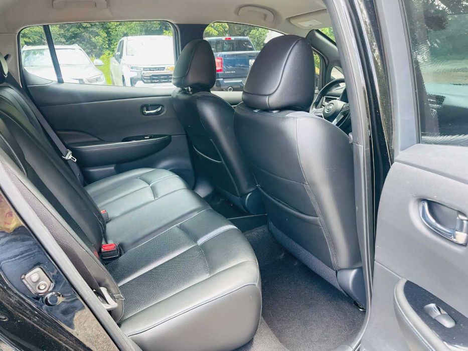 Nissan LEAF SL PLUS      2019
