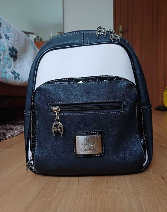 CONJUNTO MOCHILA + CARTEIRA CAVALINHO