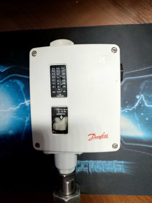 Реле тиску Danfoss RT200 017-523766