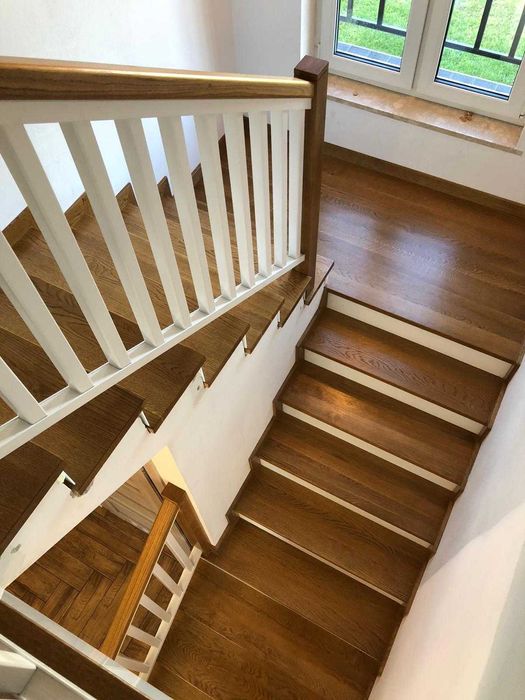 Schody drewniane / stopnie / trepy – dąb, jesion, buk