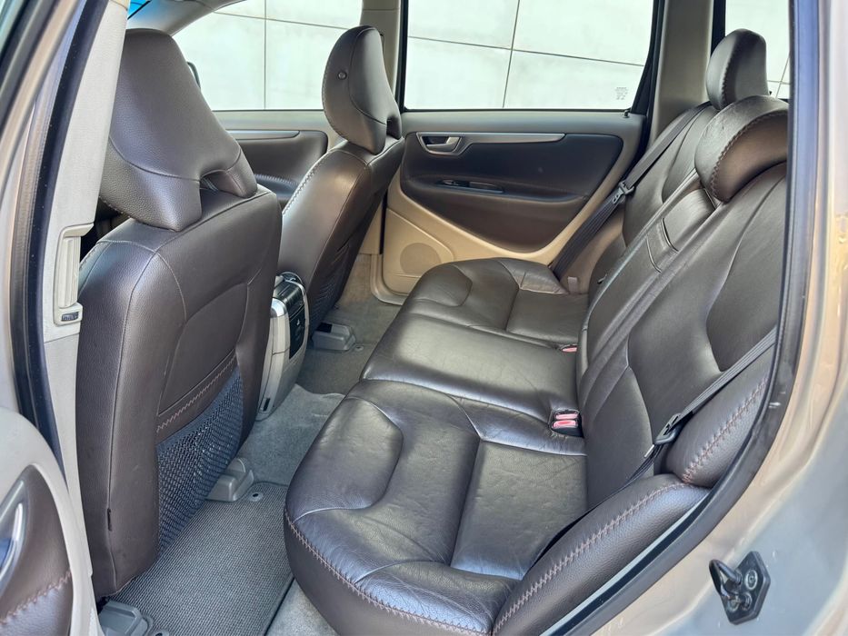 Volvo XC 70 — fotografia 8