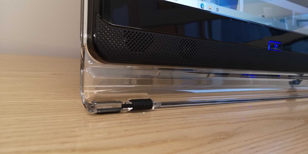 Komputer Gigabyte  All In One PC Intel i3, 22" z dotykowym ekranem