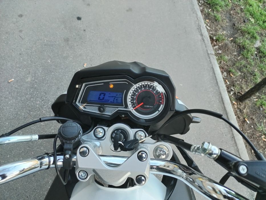 Мотоцикл SPARK SP200R-30