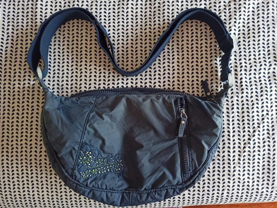 Mala a tiracolo azul da Parfois