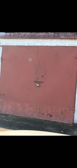 Garaż na ulicy Ciołkowskiego